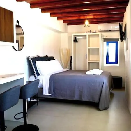 Argalios Serifos Town